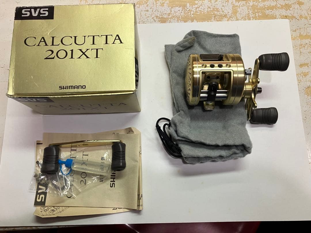 古いシマノカルカッタ 201XT 美品SHIMANO CALCUTTA メガバス