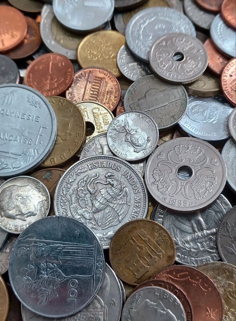 重さ約1.7kg分の海外(外国)硬貨 【銀貨1点おまけ付き♪】