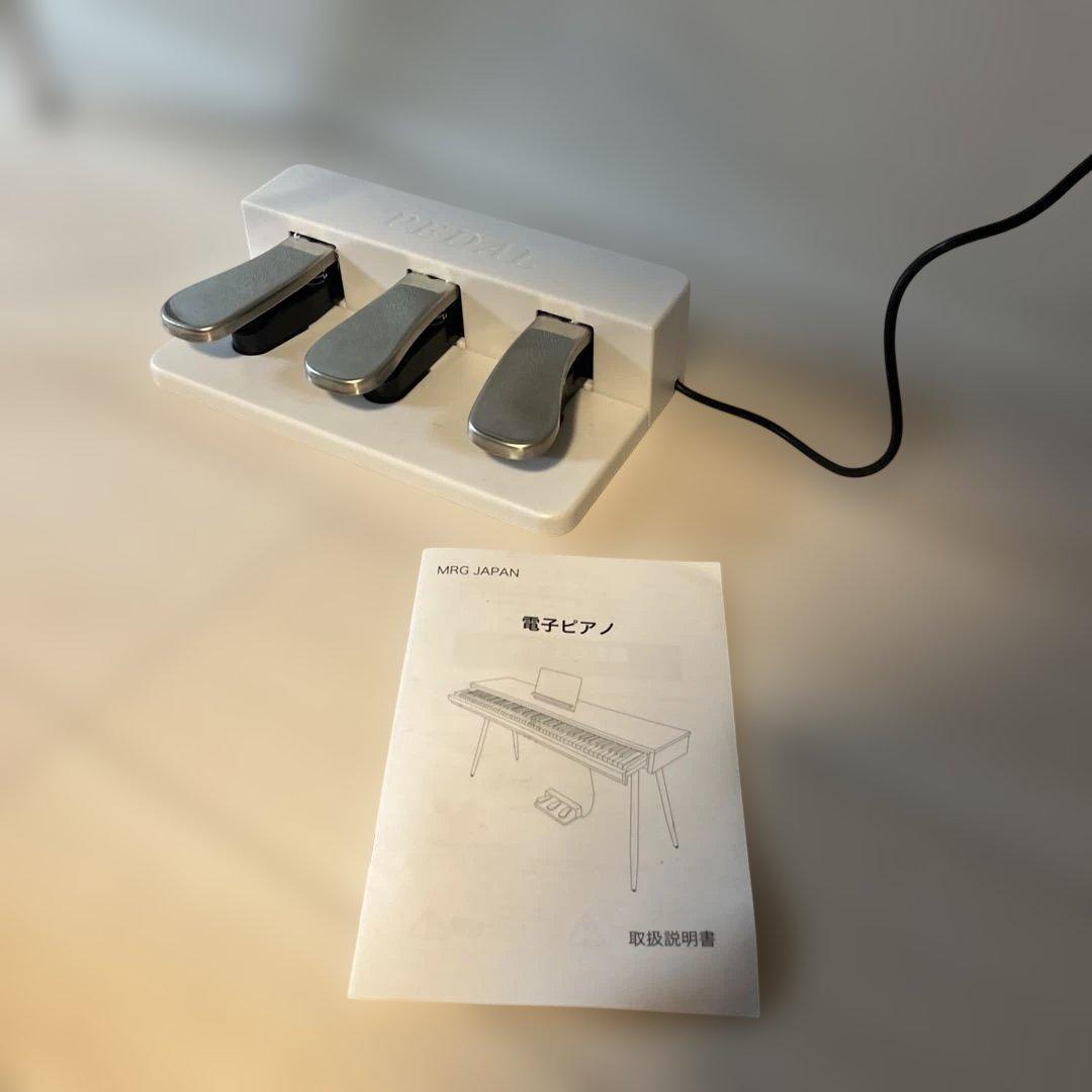 電子ピアノ 88鍵盤 引き出し式