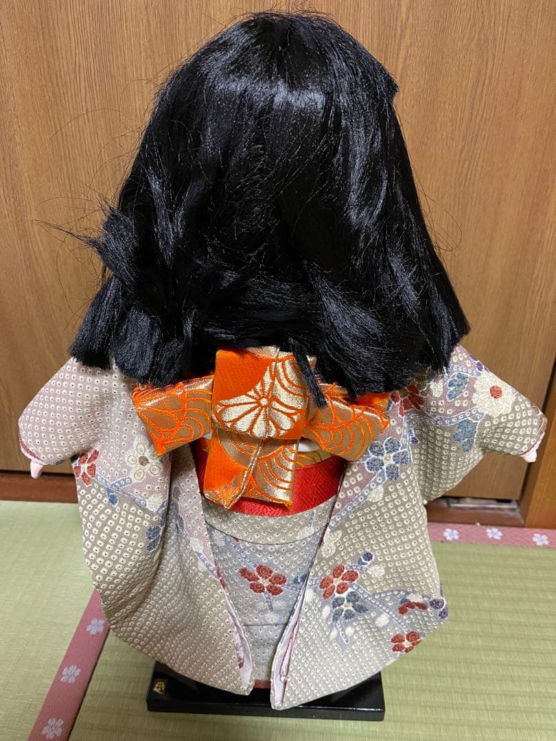 ほぼ新品⭐︎未使用　市松人形 女の子　お雛様　節句　多色花柄着物 日本伝統工芸品