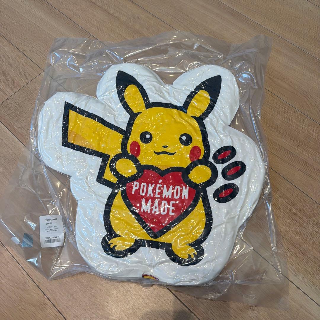 HUMAN MADE ポケモン ピカチュウ コラボ　クッション ホワイト