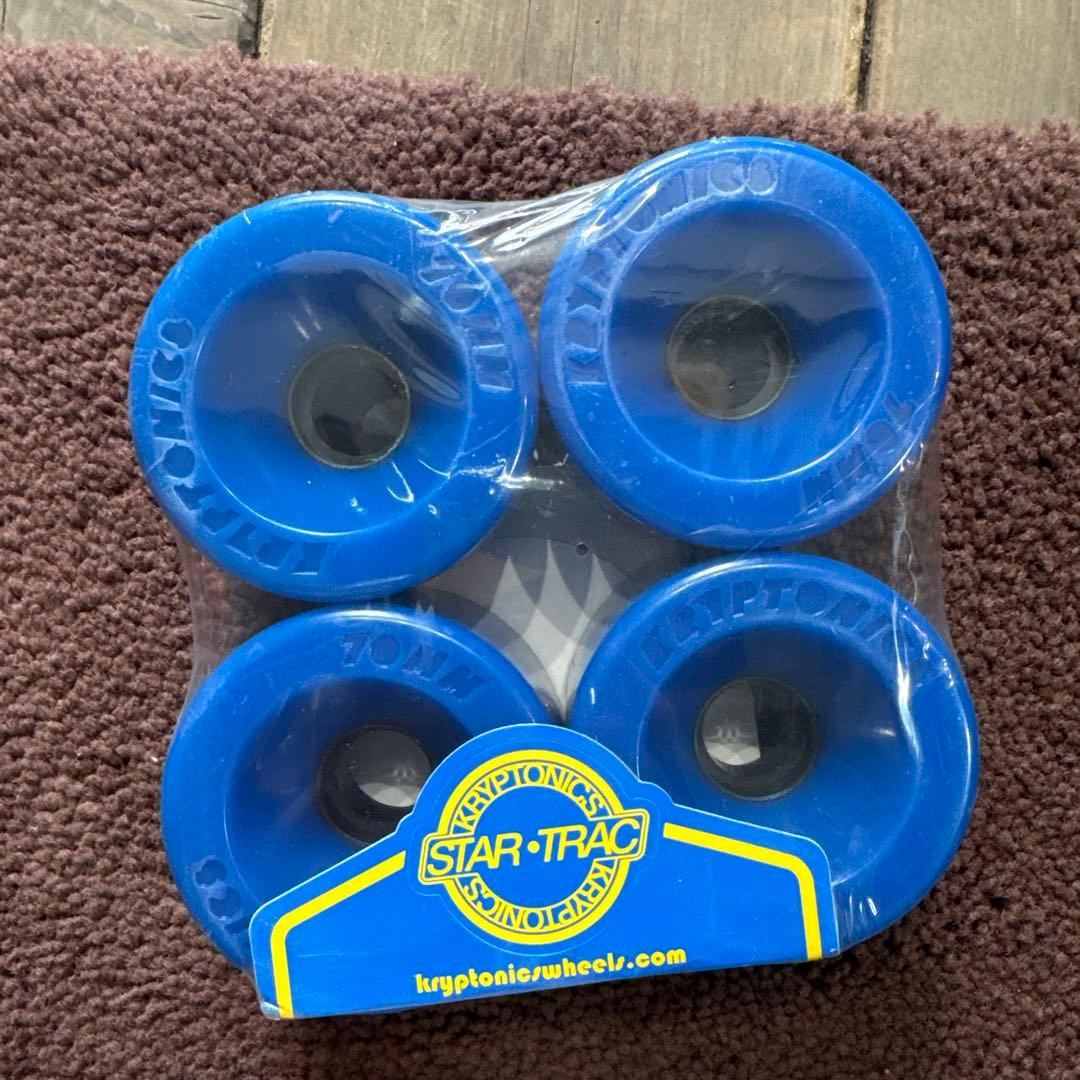 Kryptonics Star-Trac 70mm82a青ウィール4個セット