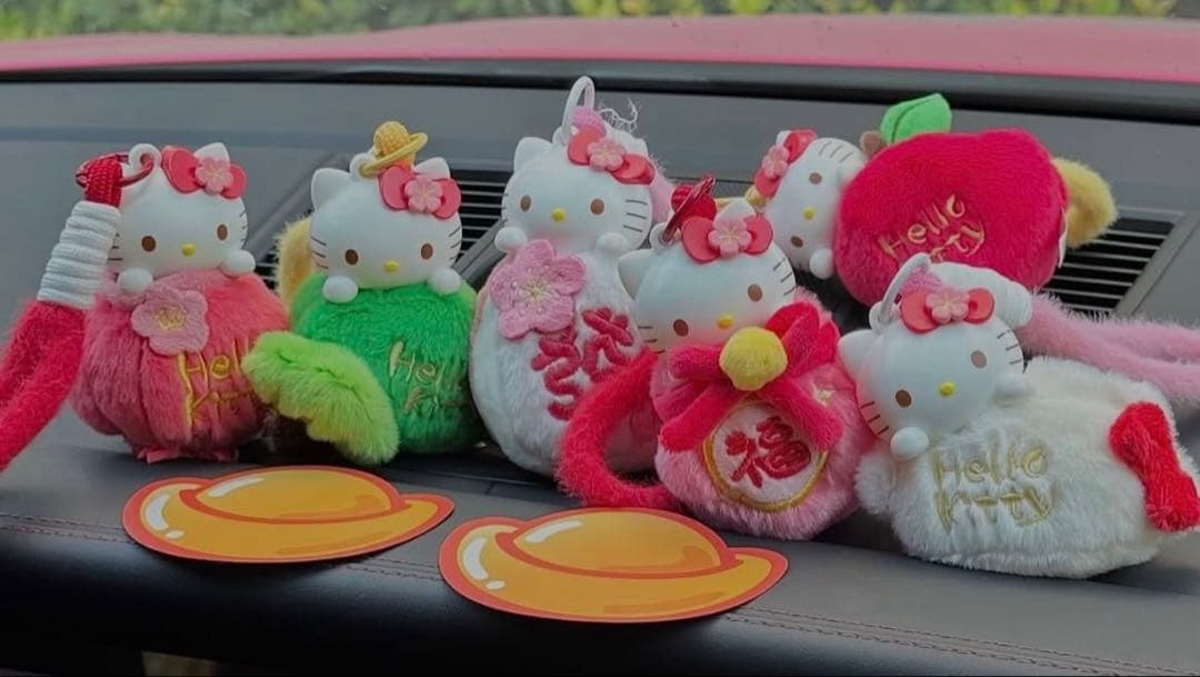 ハローキティ　キーホルダー　ブラインドボックス　旧正月限定モデル　6個セット