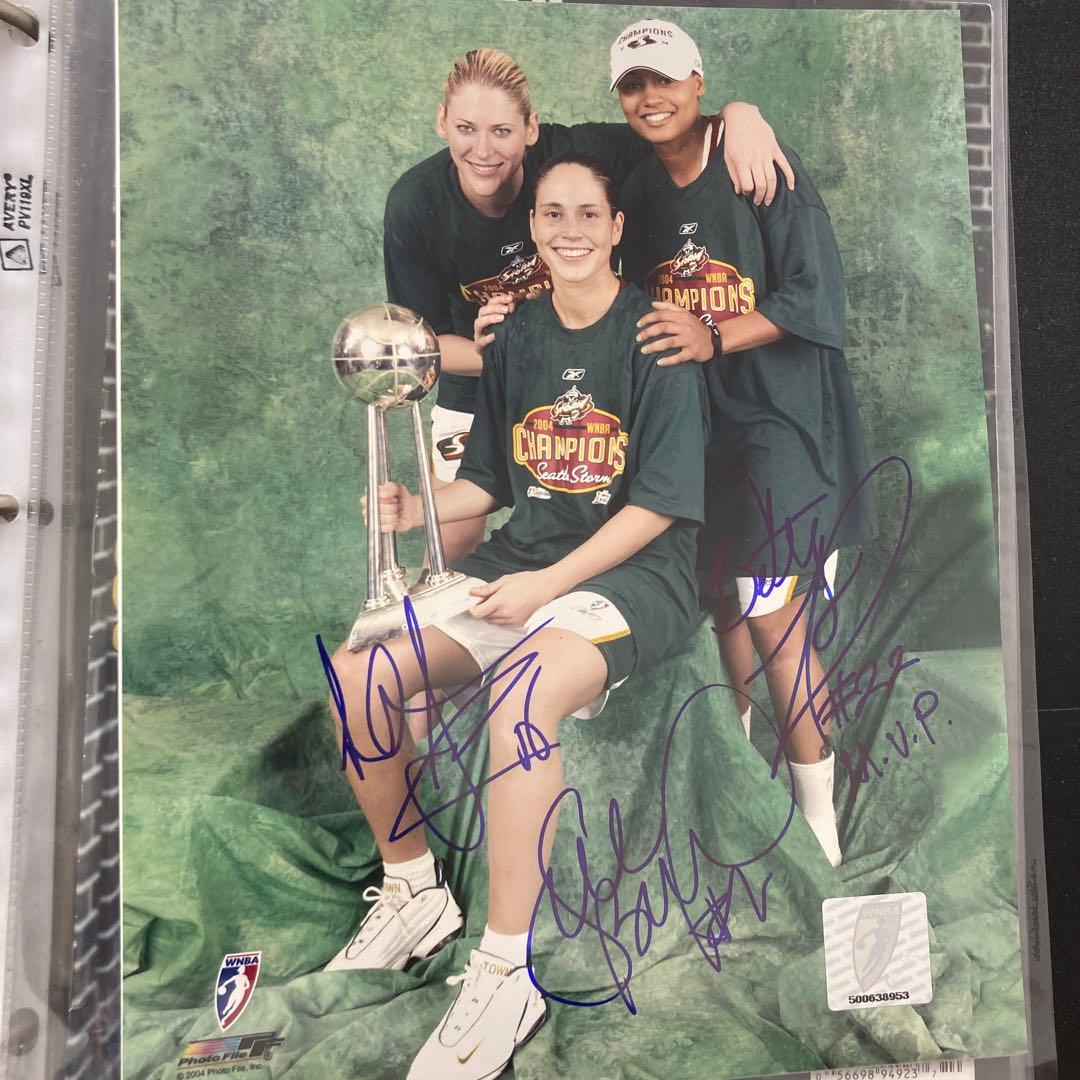 WNBA Sue Bird, L.Jackson & B.Lennox サイン