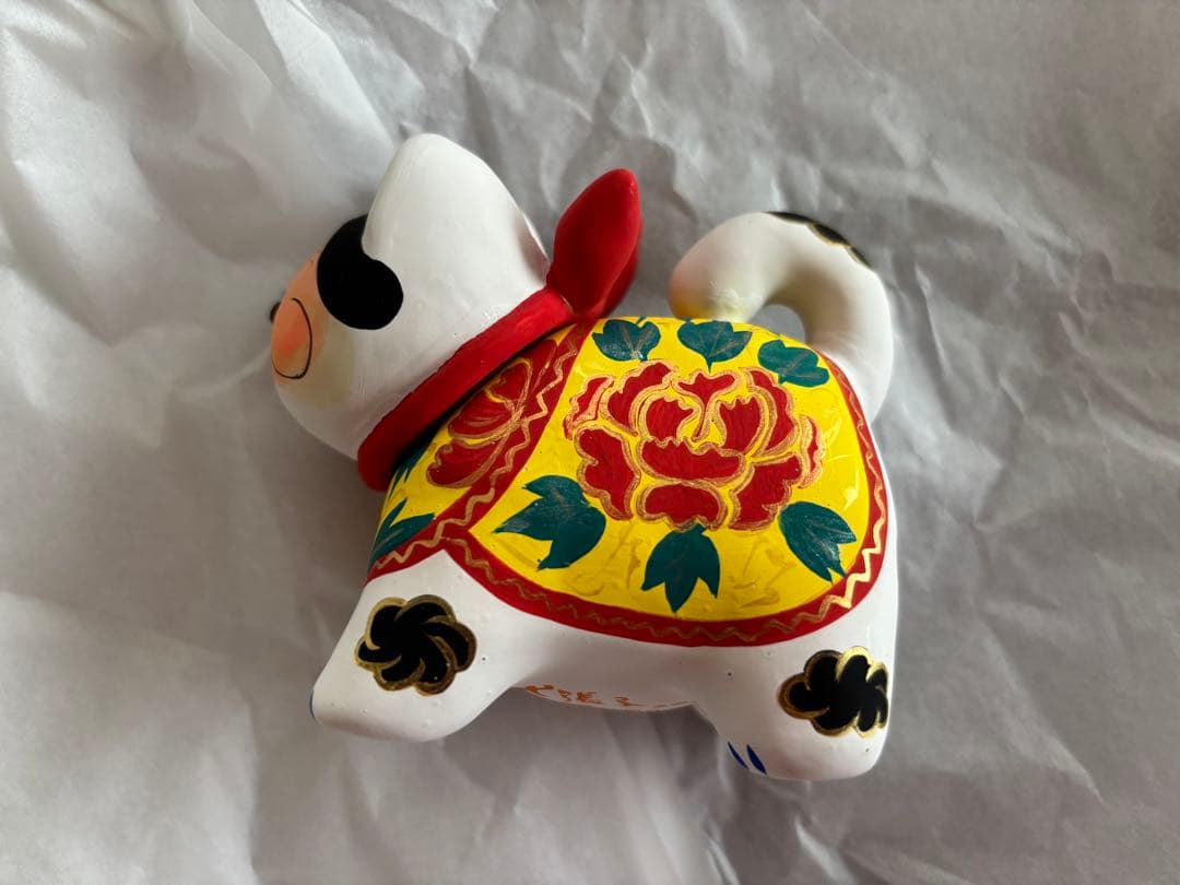 前田ビバリー 作　犬張子（牡丹文）　令和七年 夏作　桐箱・説明書付き