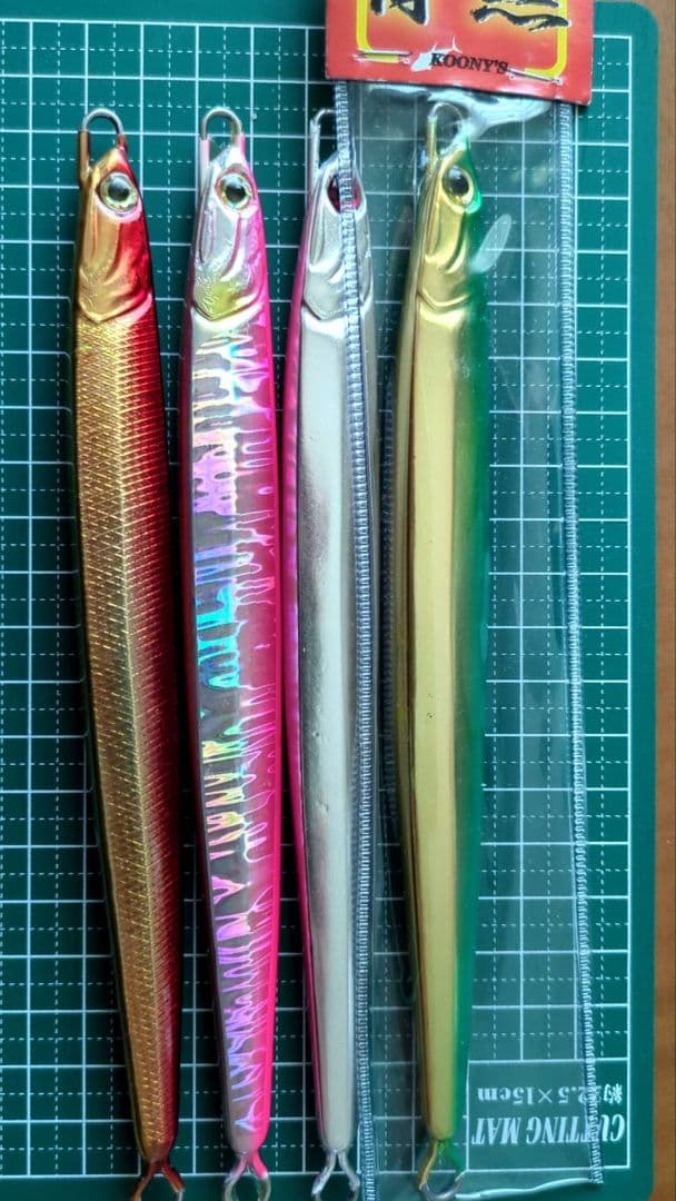 グーニーズ　背黒ジグ　200グラム　4本セット　B