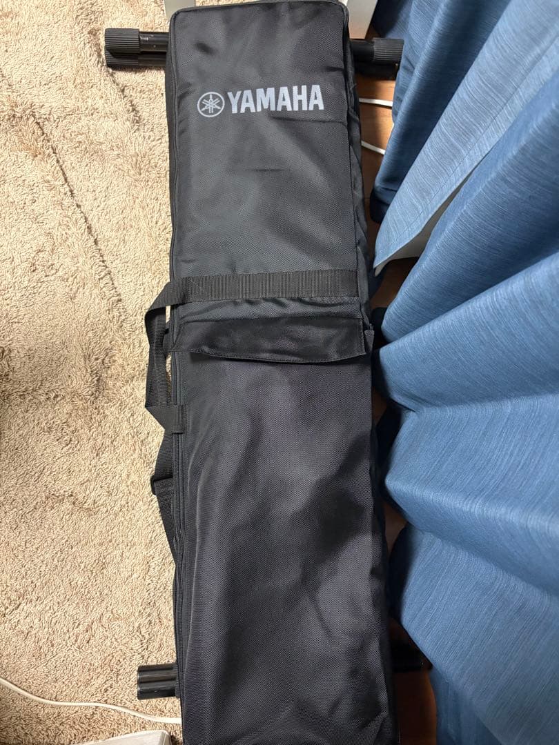 電子ピアノ（YAMAHA piaggero NP-12B 黒)