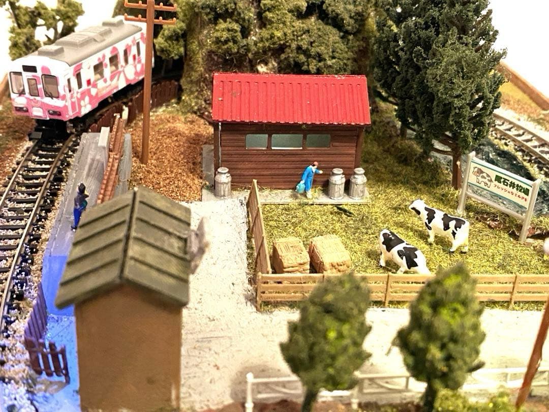 Nゲージ　鉄道　ミニジオラマレイアウト　牧場のある情景　bトレイン専用　駅