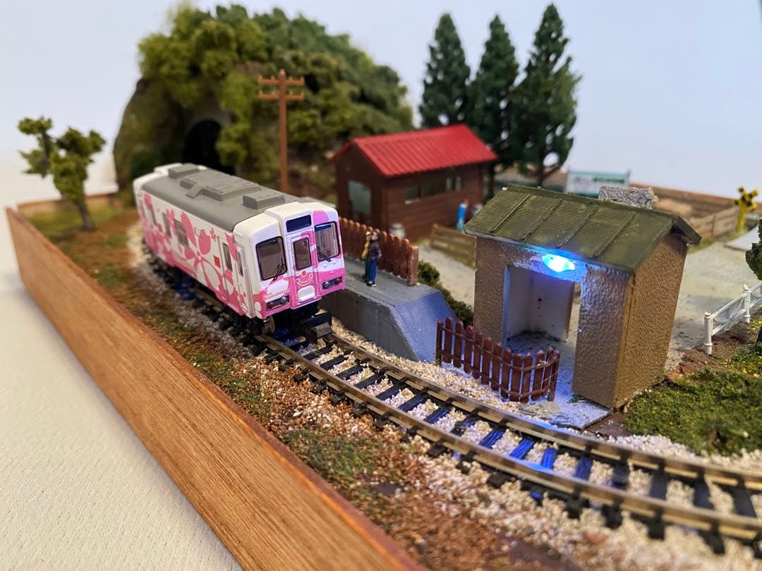 Nゲージ　鉄道　ミニジオラマレイアウト　牧場のある情景　bトレイン専用　駅