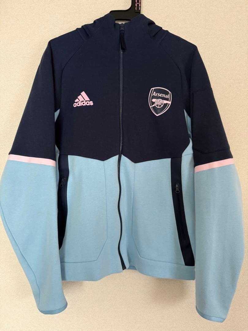 アーセナル　adidas フーディ　ジップアップパーカー　テックフリース