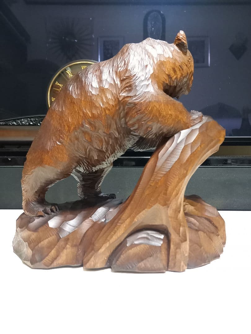 希少　アイヌ　熊　一刀彫　木彫り　堀井作　銘有り　中型　サイズ