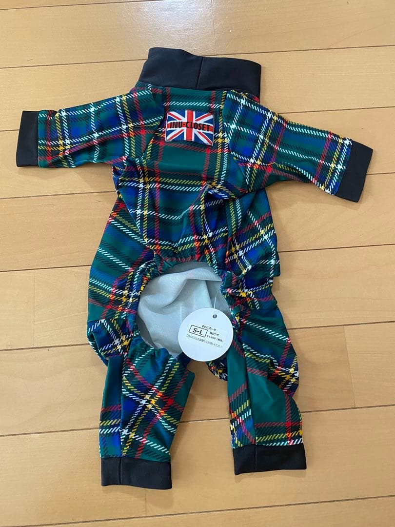 キャバスーツ　イヌクローゼットおまとめ2枚