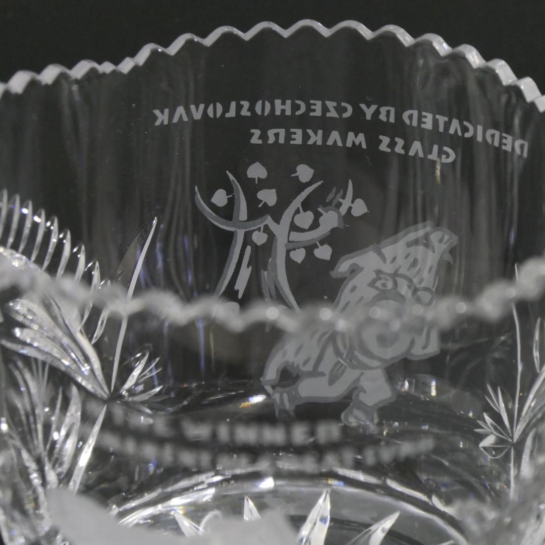 ボヘミアンクリスタルグラス；オブジェ（相撲）