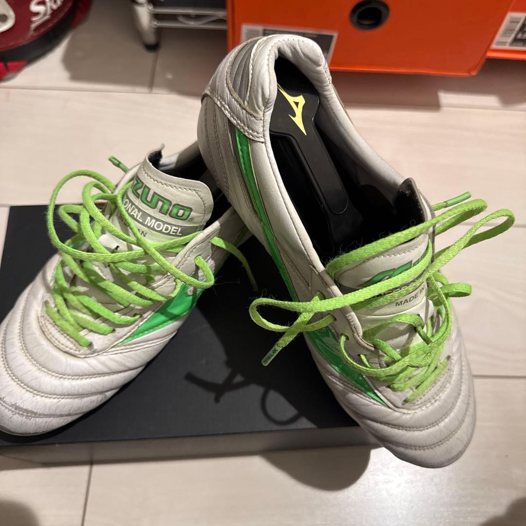 Mizuno モレリア2 限定色　値下げ交渉受付