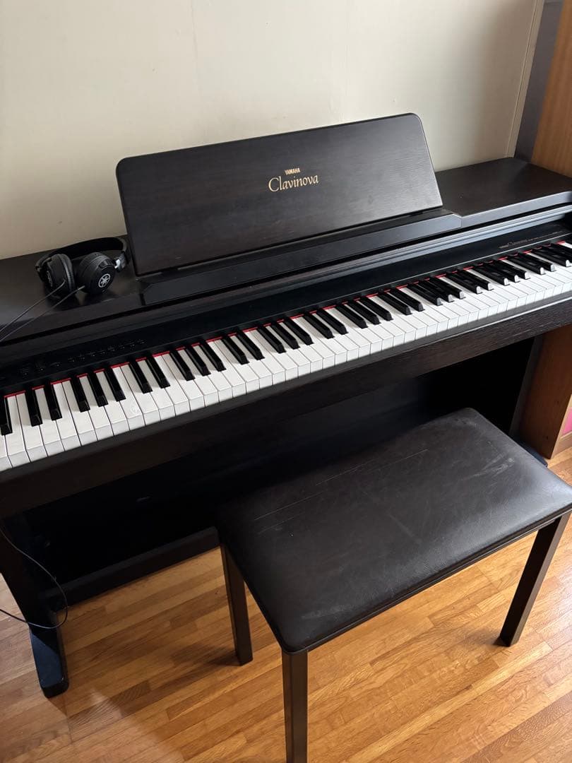はなYamaha Clavinova 電子ピアノCLP133 椅子なし