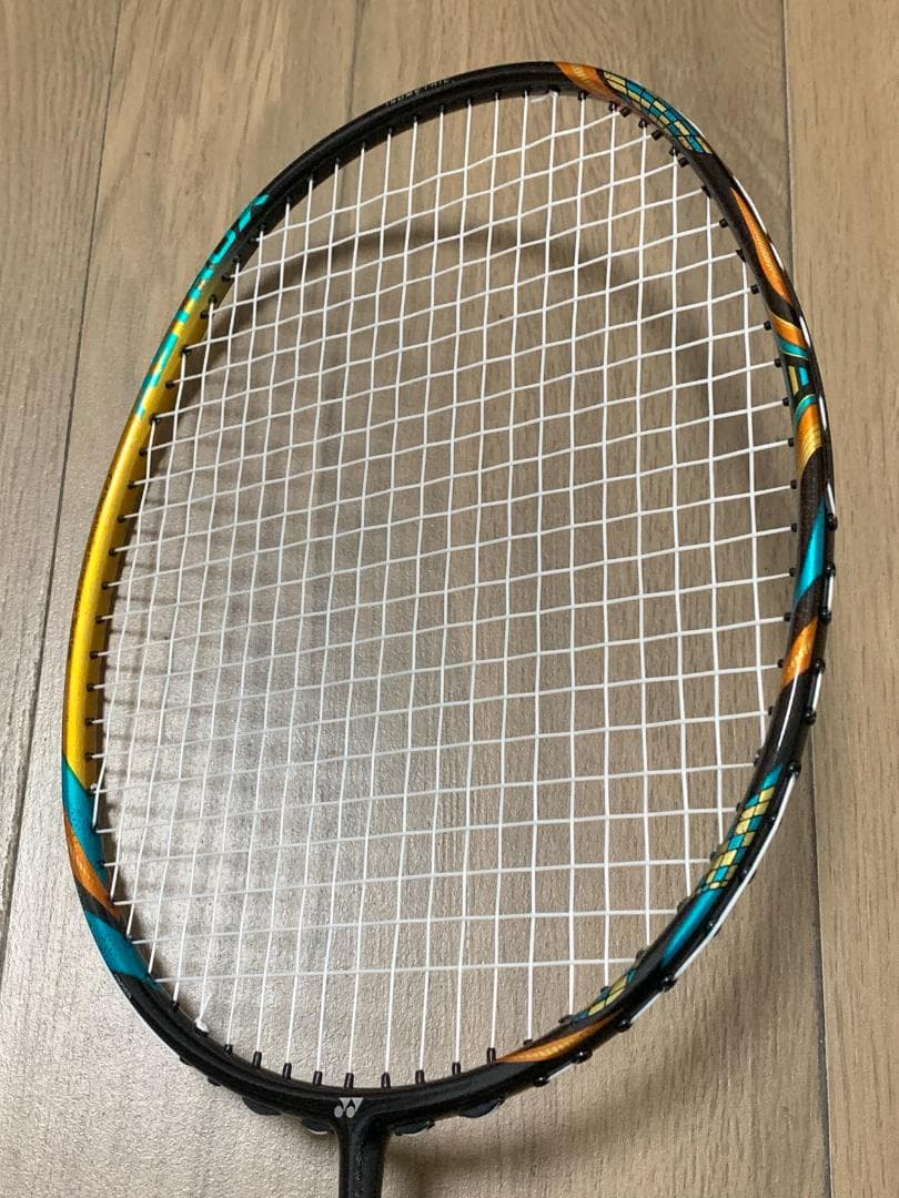 YONEX ヨネックス アストロクス88D PRO 4UG5