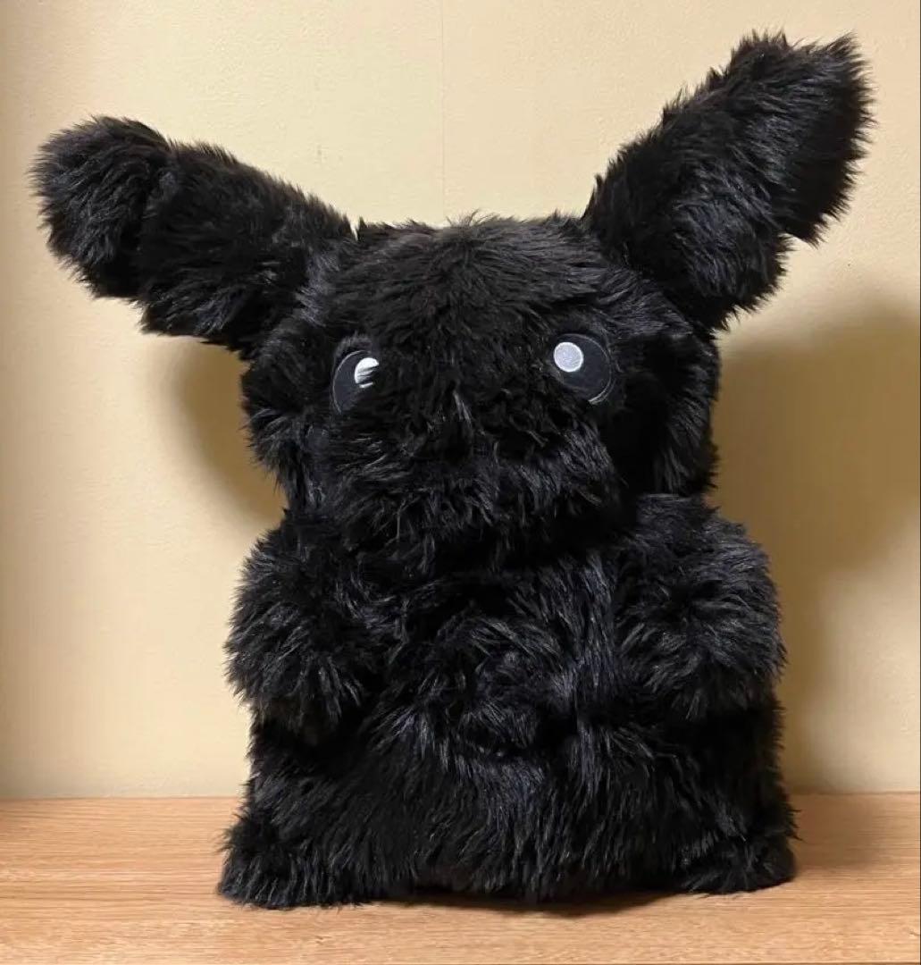 フラグメント デザイン ピカチュウ ぬいぐるみ