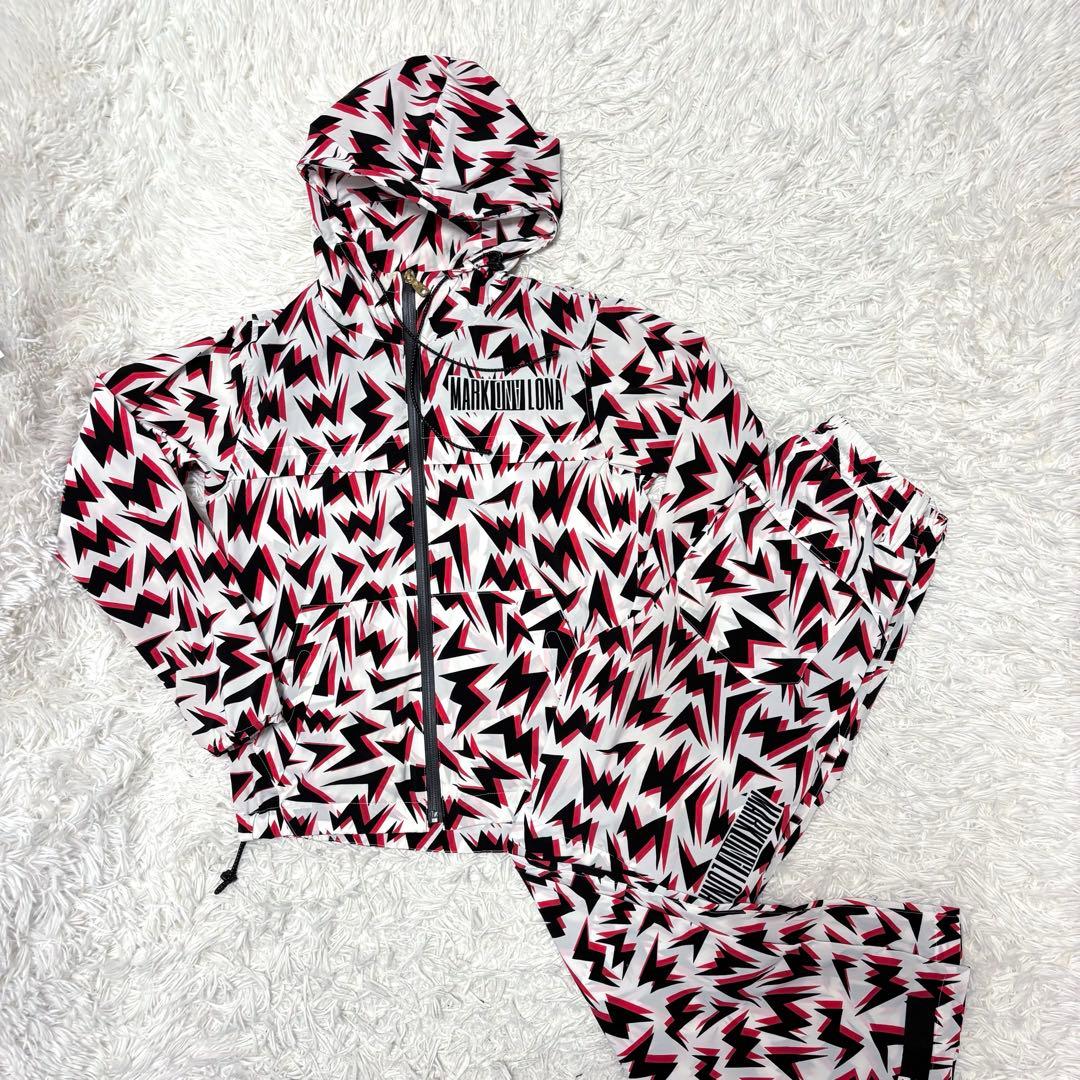 新作 マークアンドロナ セットアップ レインウェア 総柄 防水 ジップ