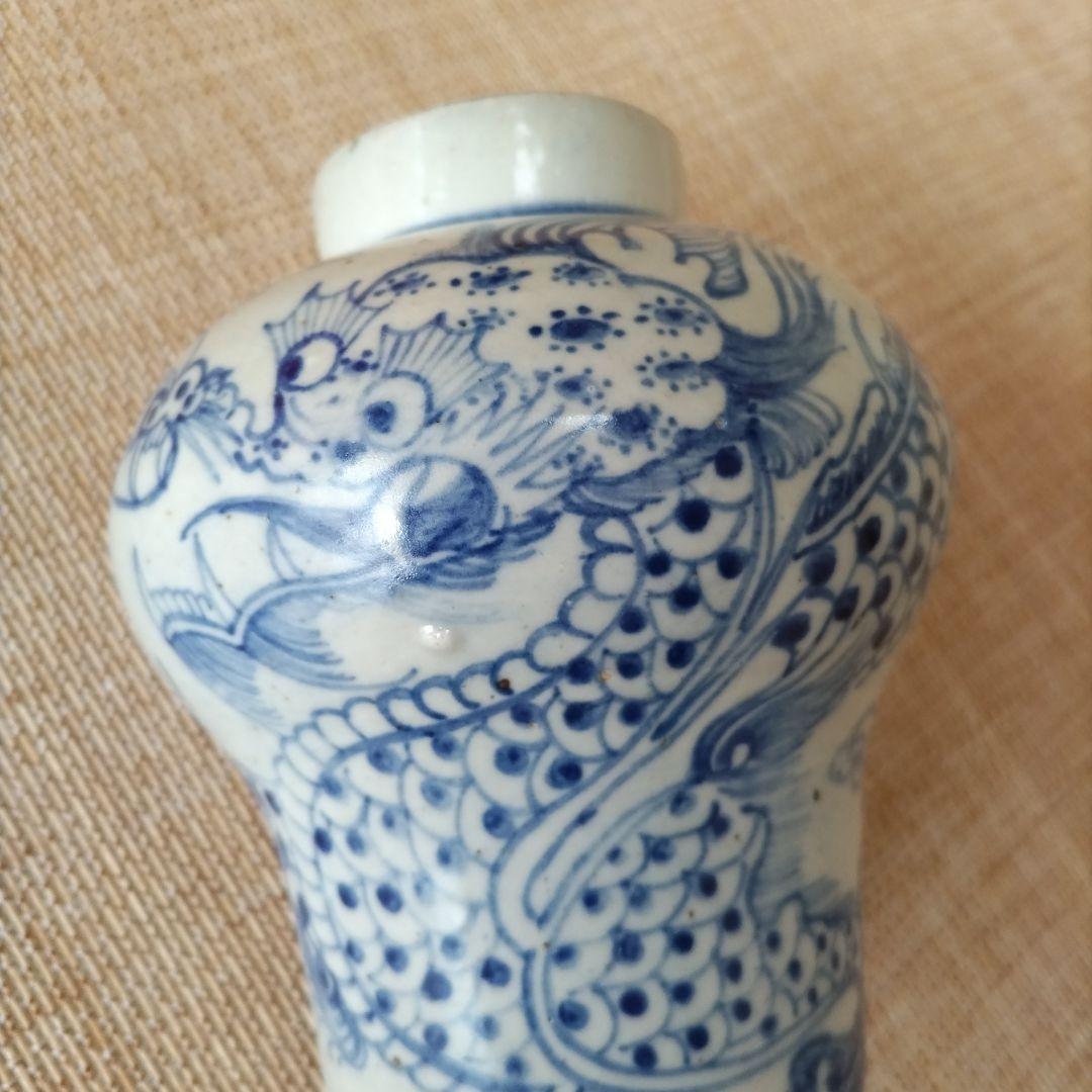 李朝　染付龍文壺