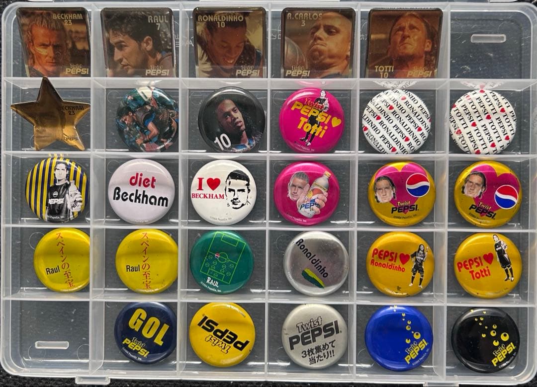 【ペプシ】　サッカー　缶バッジ&ピンバッチセット 28個 デビッド・ベッカム