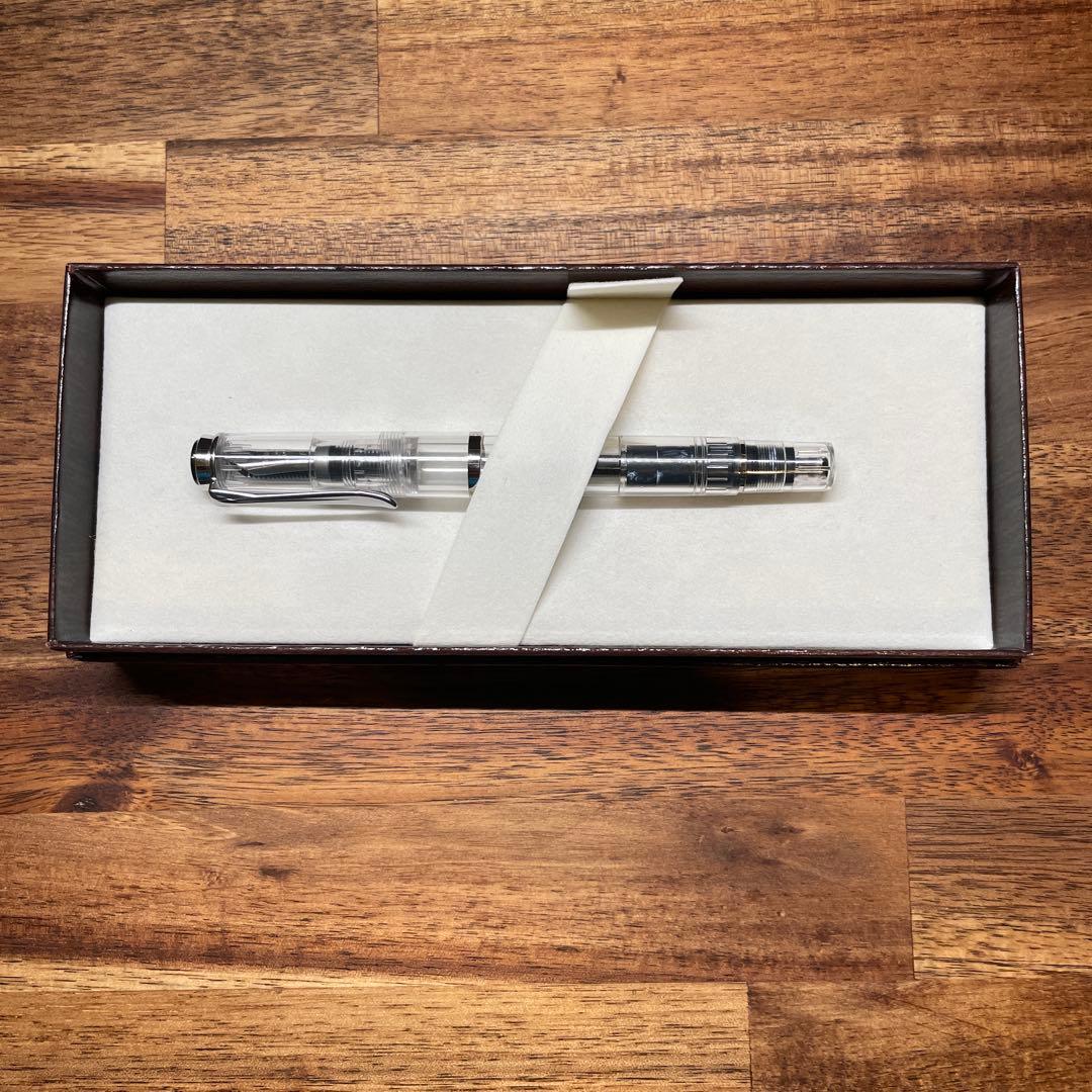 ペリカン m205 デモンストレーター（Fニブ）