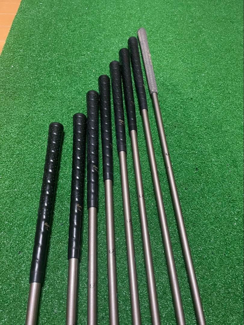 キャロウェイ初代ビッグバーサレディースアイアンセット3〜9.P合計8本