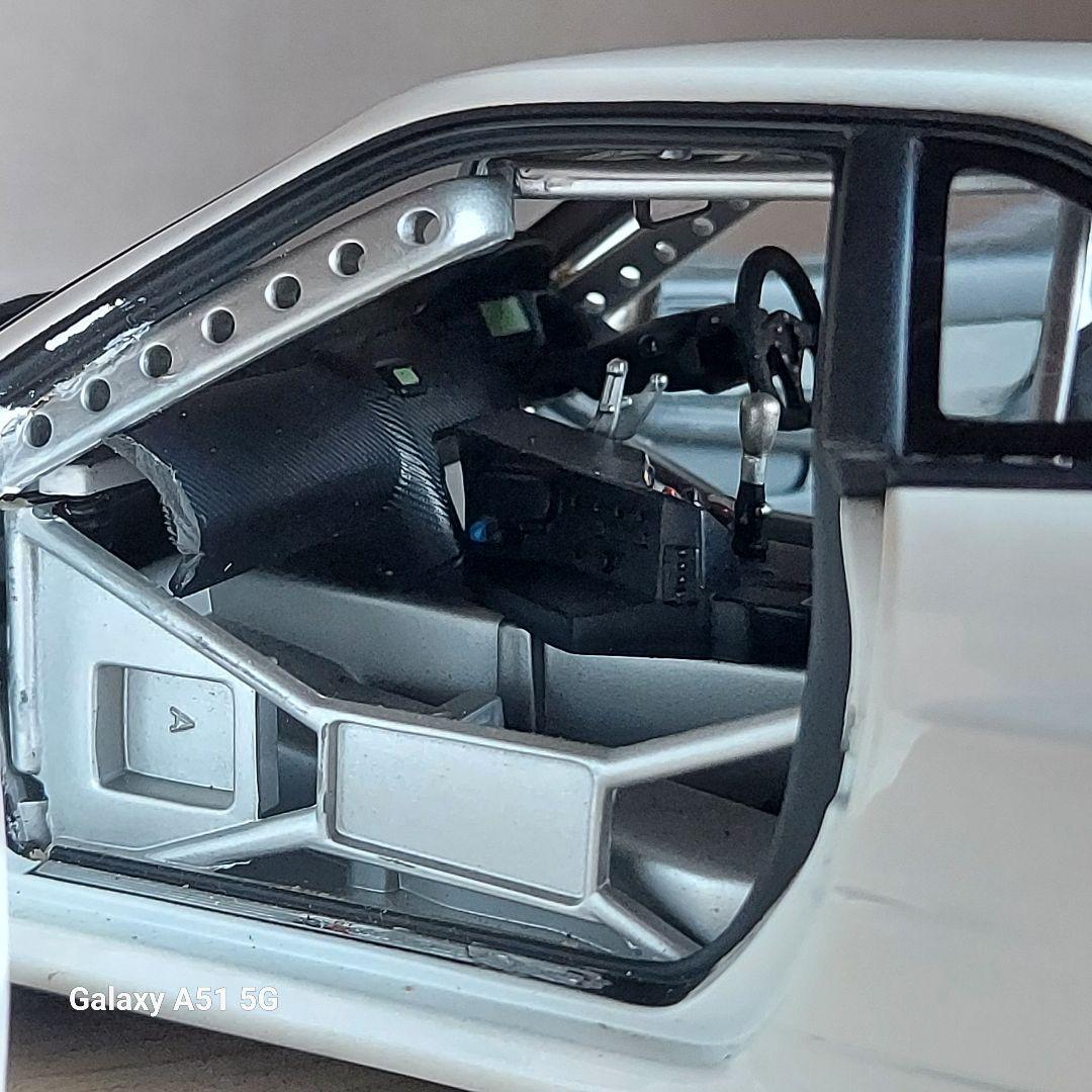 Tomtom1/18 日産スカイライン　GT-R R34 ホワイトミニカー