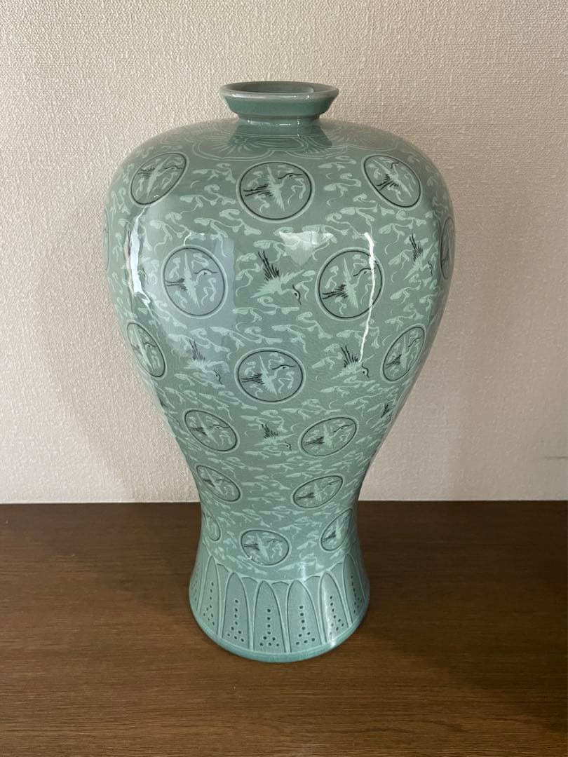 青磁大壺(韓国)