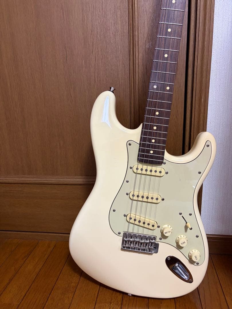 Grass Roots グラスルーツ 白 アイボリー ストラトキャスター ギター