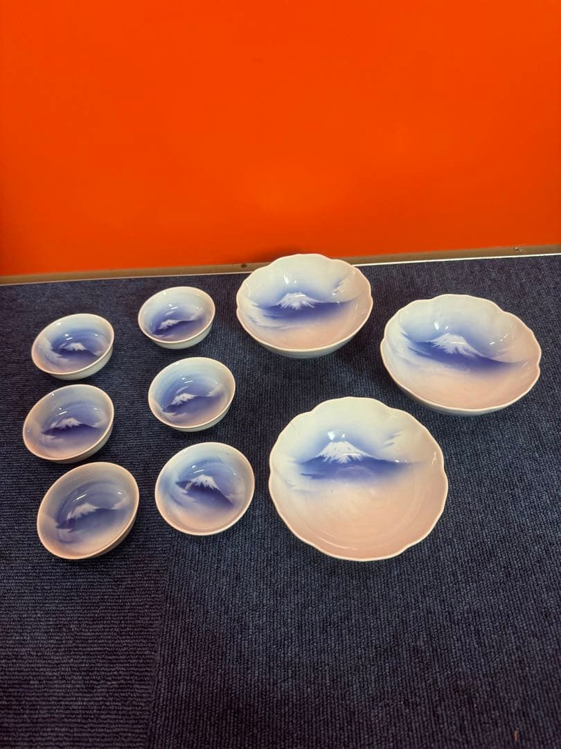 1701  深川製磁　富士山　花型皿3客　丸皿5客