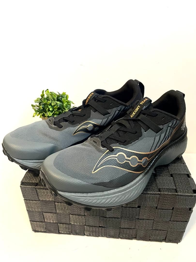 ユキチSAUCONY◾️エンドルフィン エッジ ◾️ランニング◾️グレイ◾️27