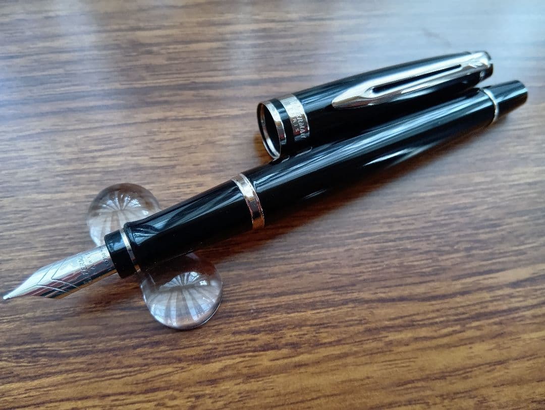 ウォーターマン 万年筆 18K エキスパート エッセンシャル ブラックCT