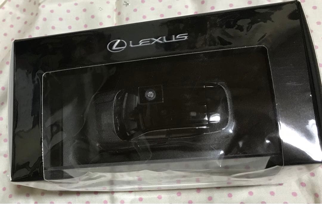 レクサス　LBX 左ハンドル　京商　④