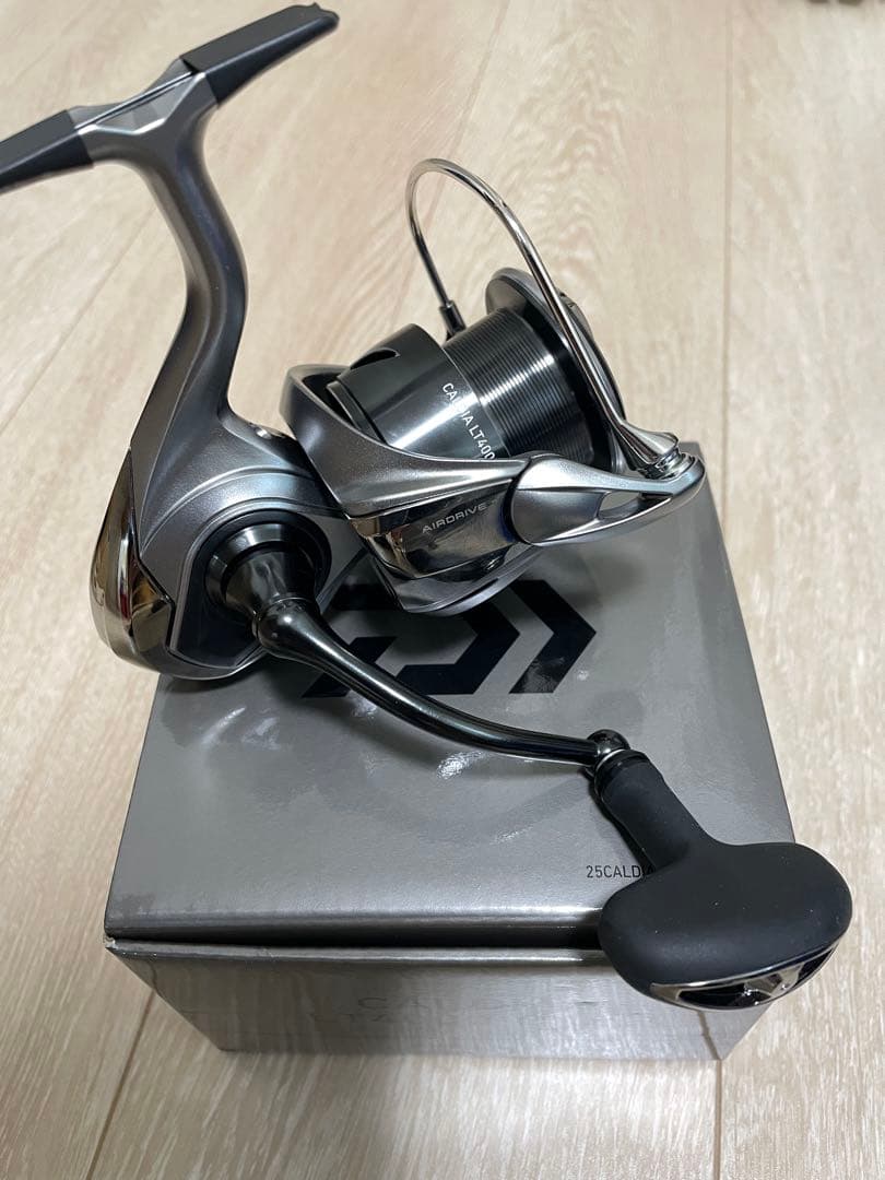 ダイワ 25カルディアLT4000-CXH 箱だしのみ新品