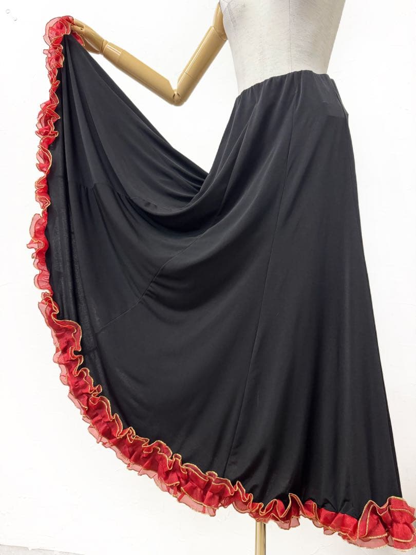 【マキシ丈】新品　黒と赤のフリル付き社交ダンススカートｐ496