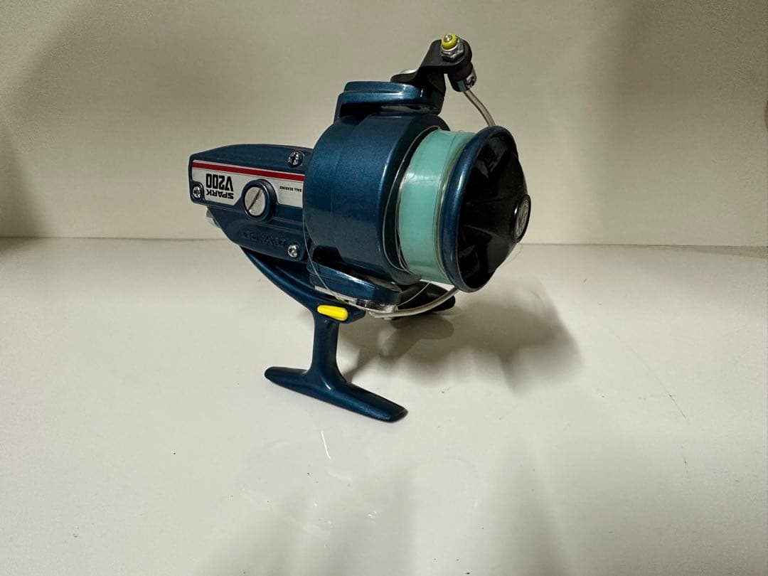 Olympic spark スピニングリール 青