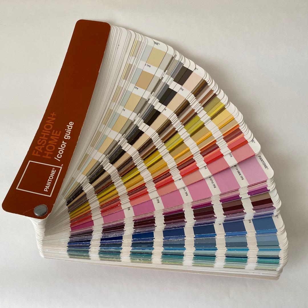PANTONE FASHION＋ / color guide