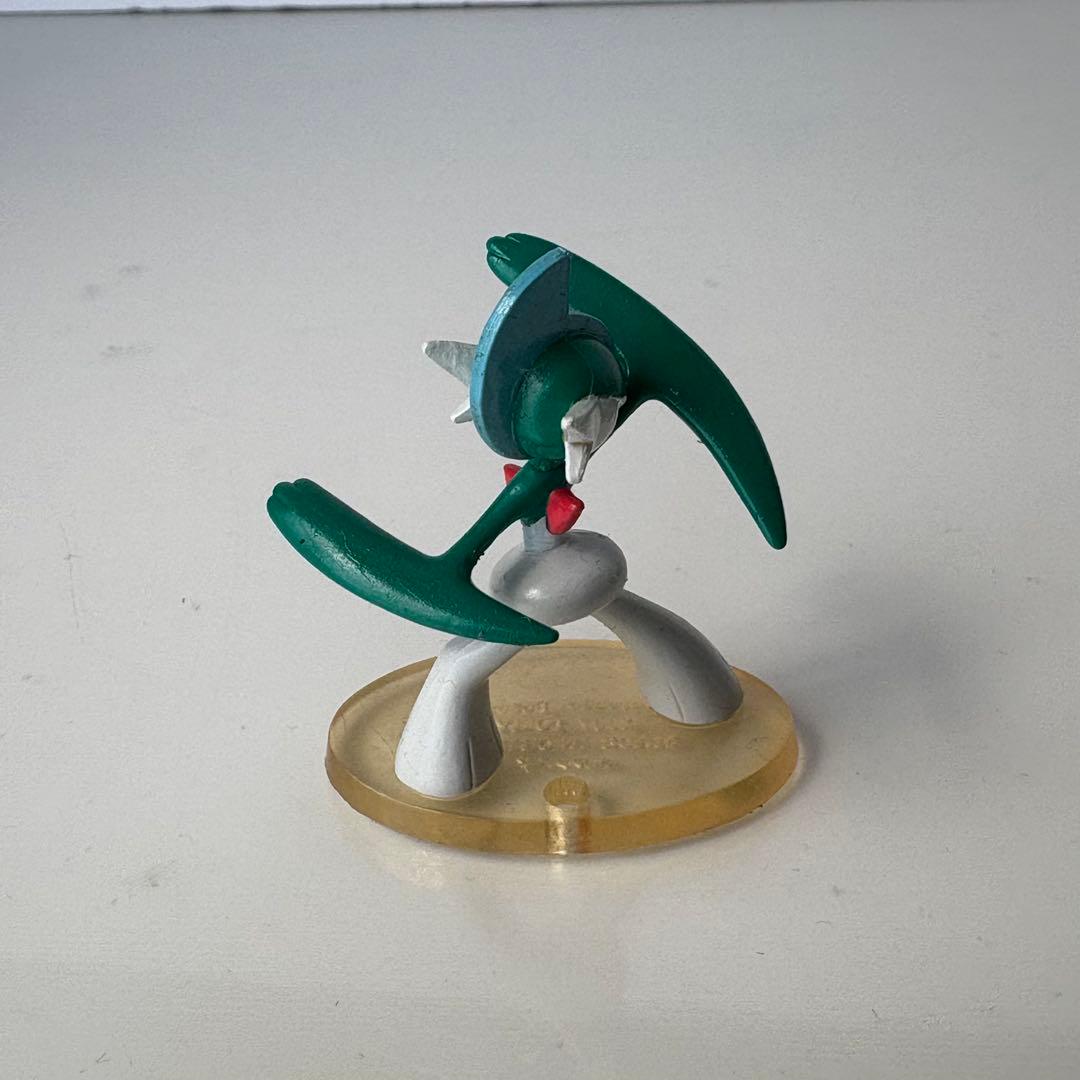 モンコレ　エルレイド　台座有り