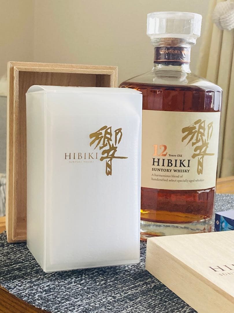 週末出品★サントリー響12年　700ml‼️新品未開封　超美品★オマケ付‼️