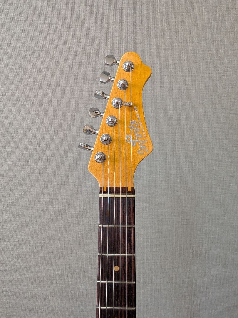 ギター infinite Trad ST LakePlacidBlue Mid Aged