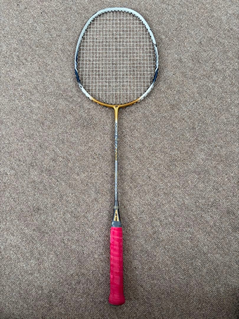 バドミントンラケット Nano speed 7700