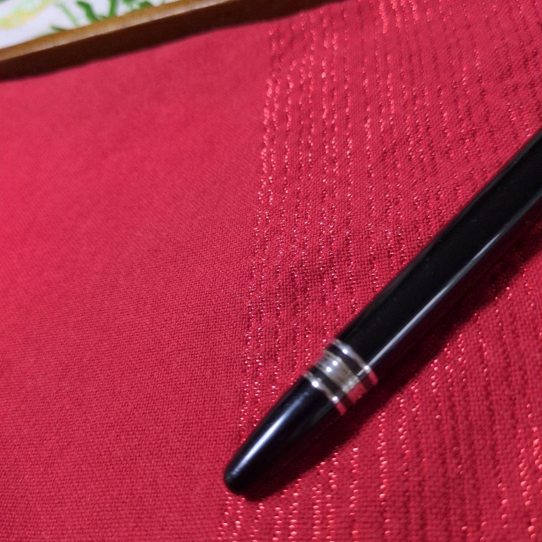 モンブラン　黒　ボールペン 付き