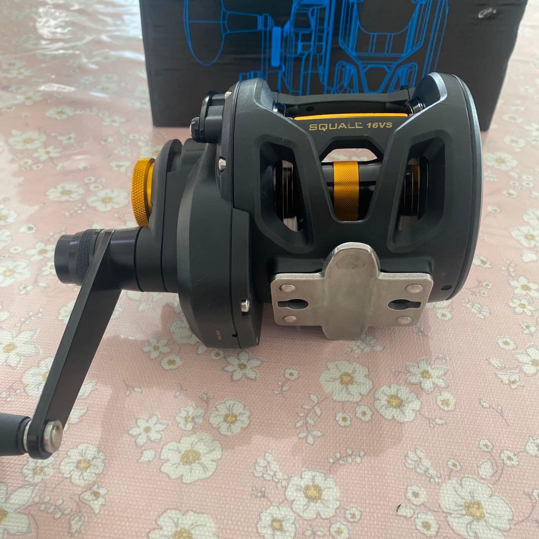 Penn Squall ペン 16VSスコールレバードラッグ2速リール