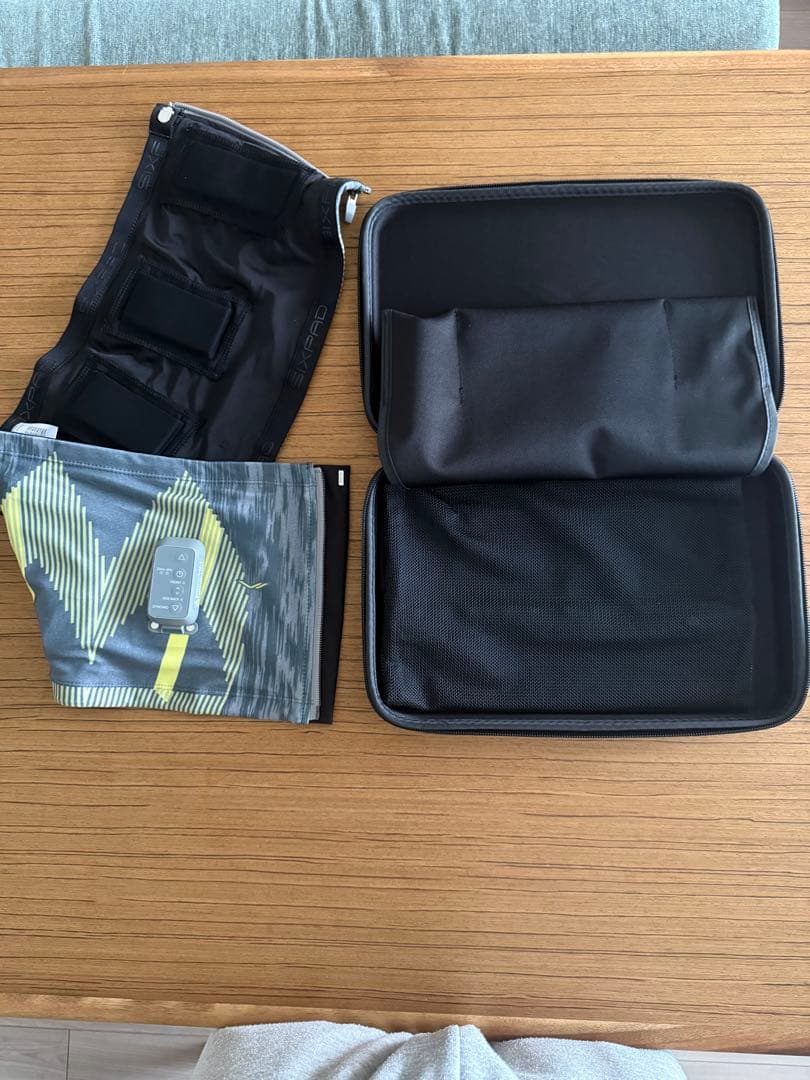 SIXPAD Powersuit Core Belt Mサイズ