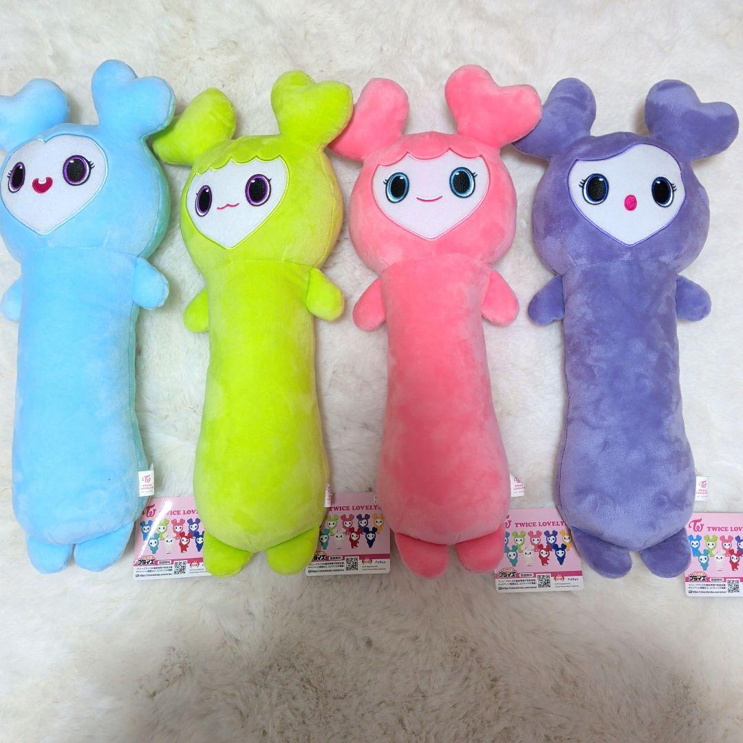 GiGO TWICE のびふにゃBIGぬいぐるみ