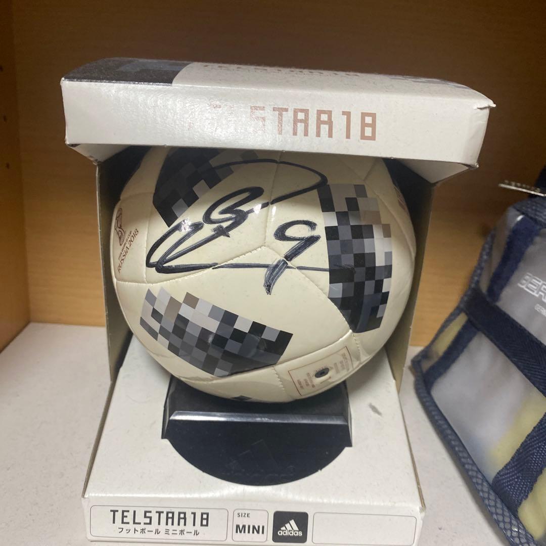 岡崎慎司のサイン入りリフティングボール