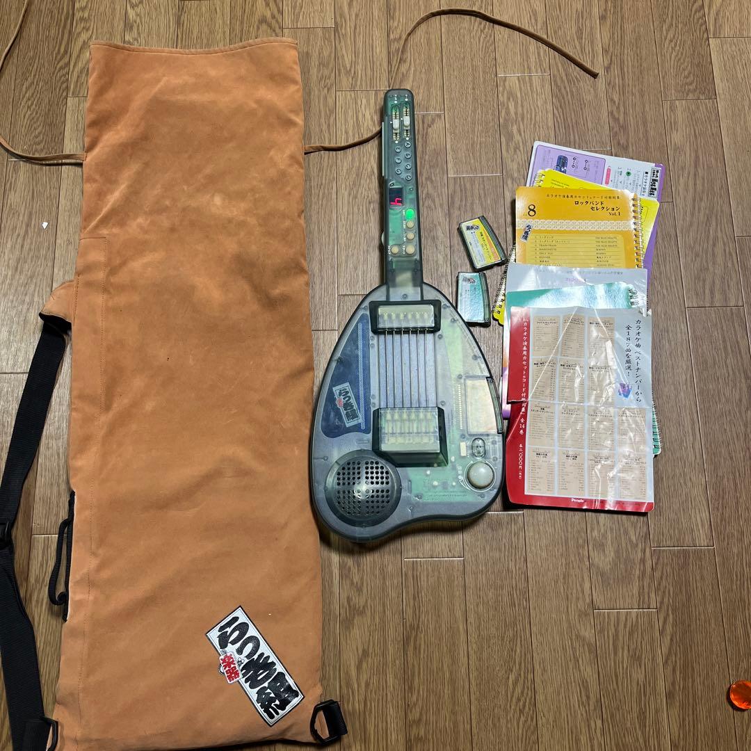 希少 楽器 らっき組 持った時から弾ける・唄える 電子ギター　カラオケ