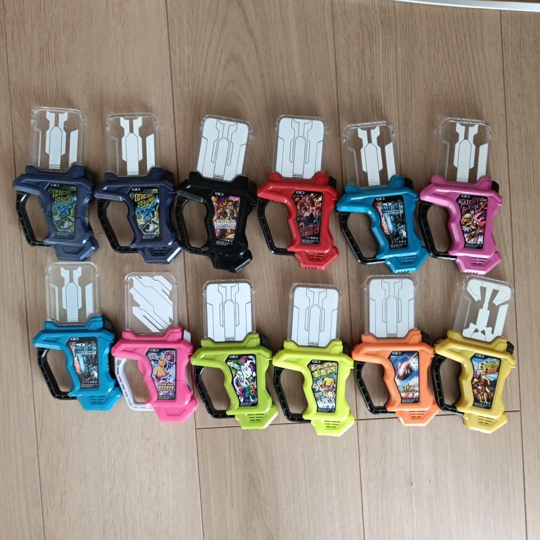 N*e様 仮面ライダーエグゼイド 仮面ライダーエグゼイド 変身ベルトなどまとめ売