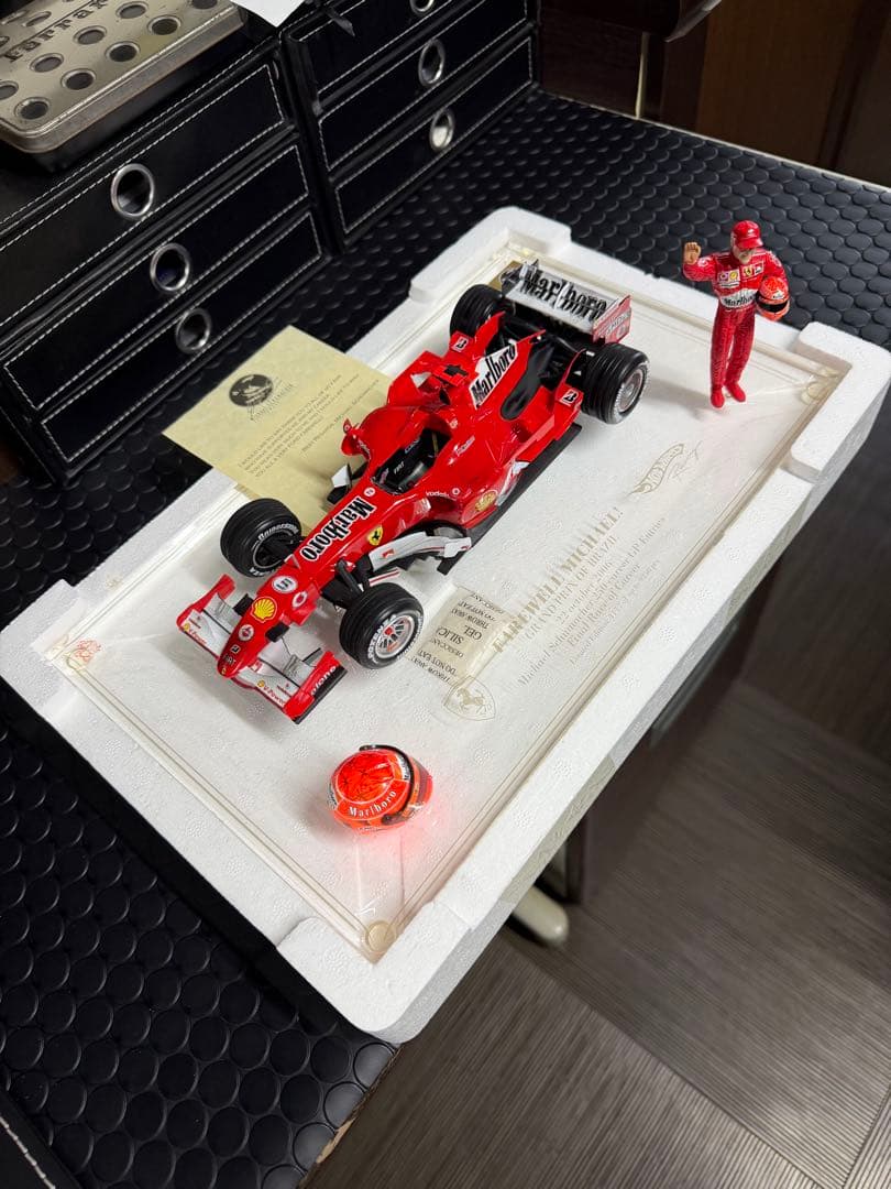 Ferrari F2006 ミニカー 1/18 2006年サンパウロGP