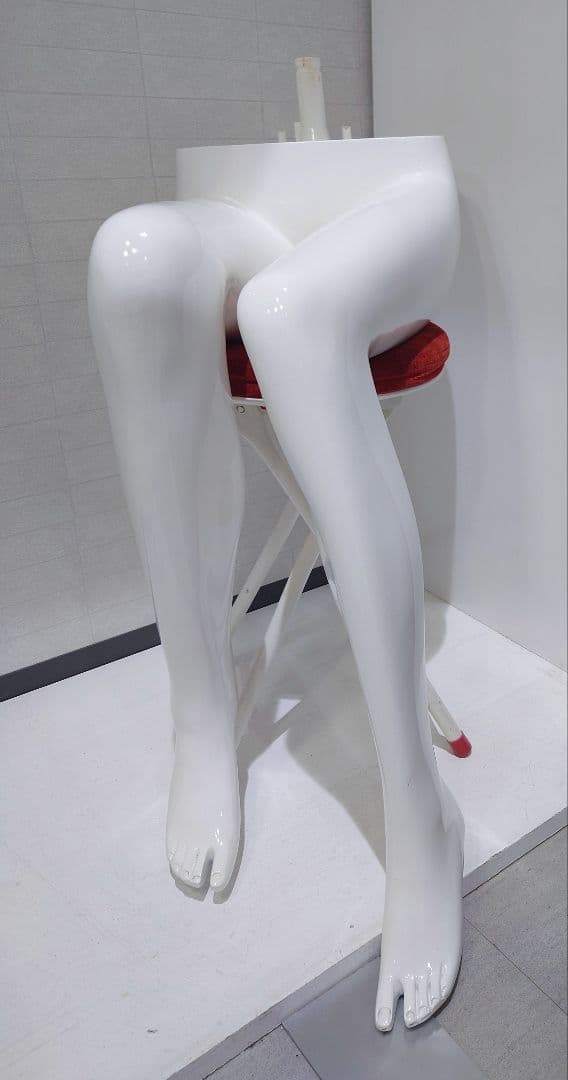 【送料込み】座りポーズ　リアルマネキン　トルソー　レディース　婦人　9号